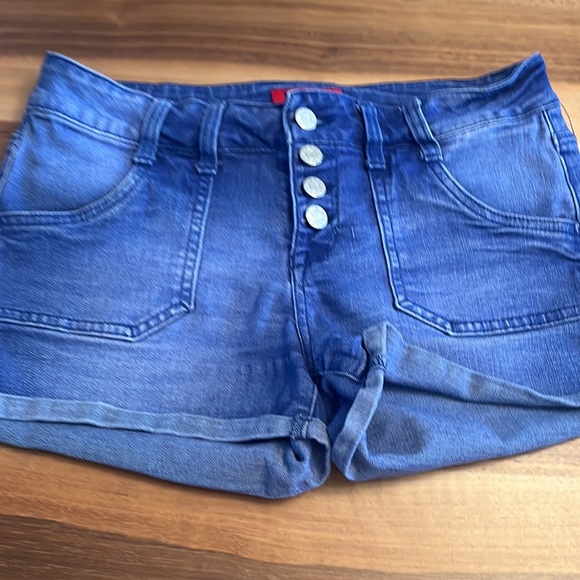 Guess Jean Button up Shorts - Picture 6 of 8